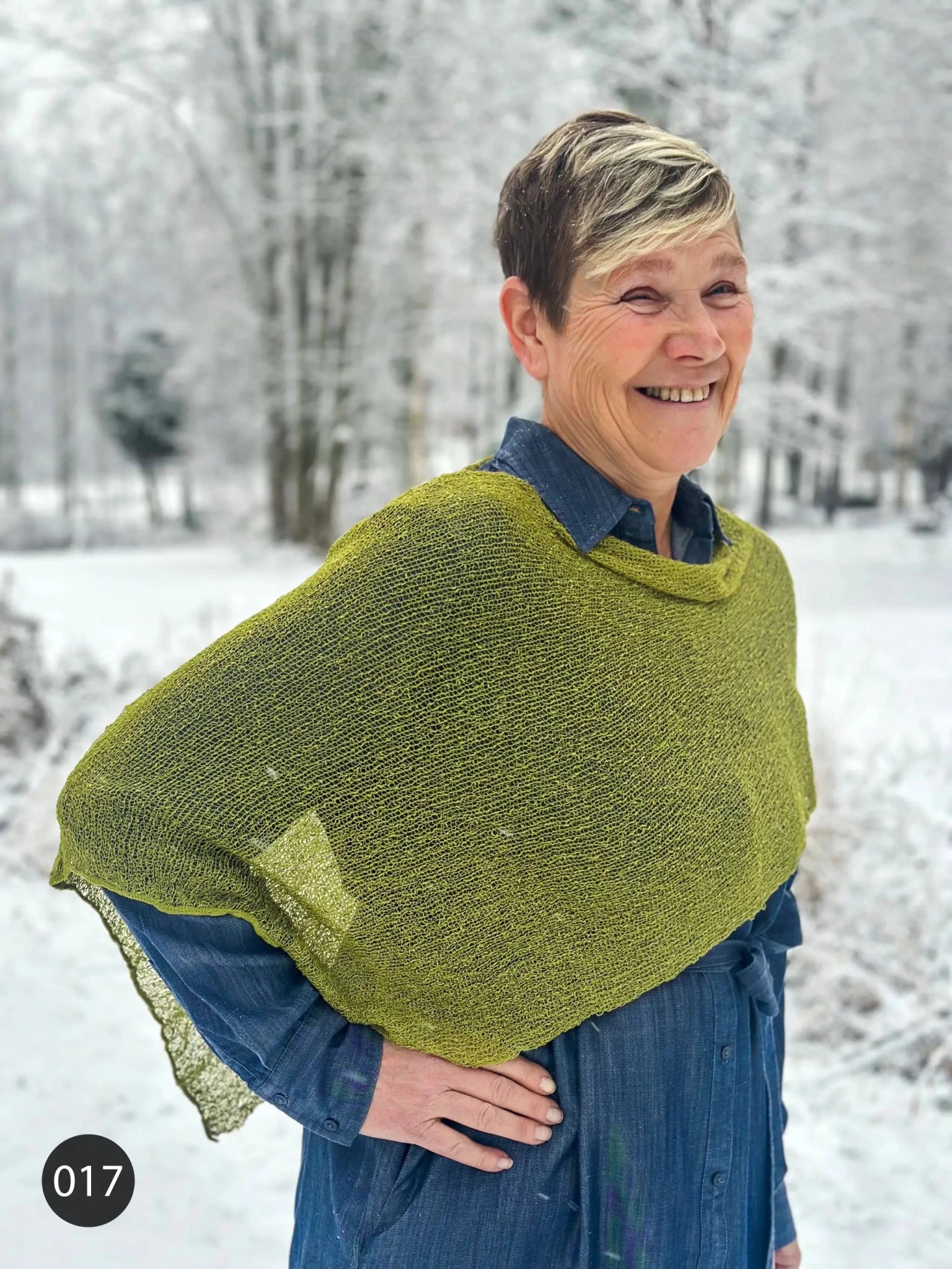 Ella Viitta – Suosittu ja ohutneulottu viitta monissa väreissä | Ulla Jacobsson Kläder