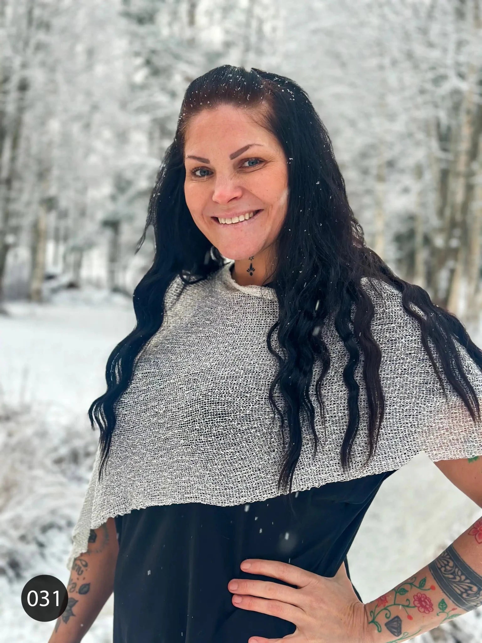 Ella Viitta – Suosittu ja ohutneulottu viitta monissa väreissä | Ulla Jacobsson Kläder