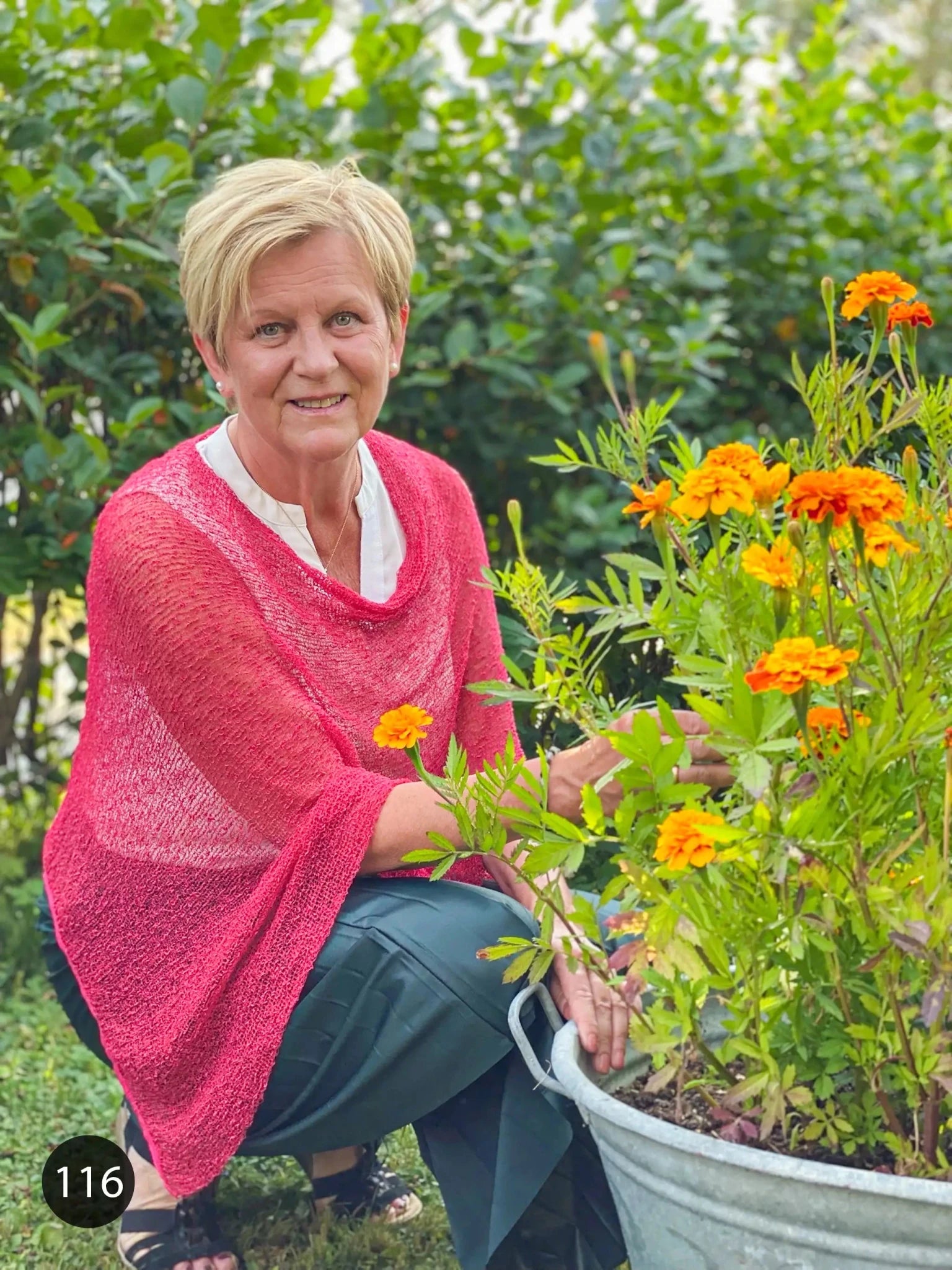 Ella Viitta – Suosittu ja ohutneulottu viitta monissa väreissä | Ulla Jacobsson Kläder