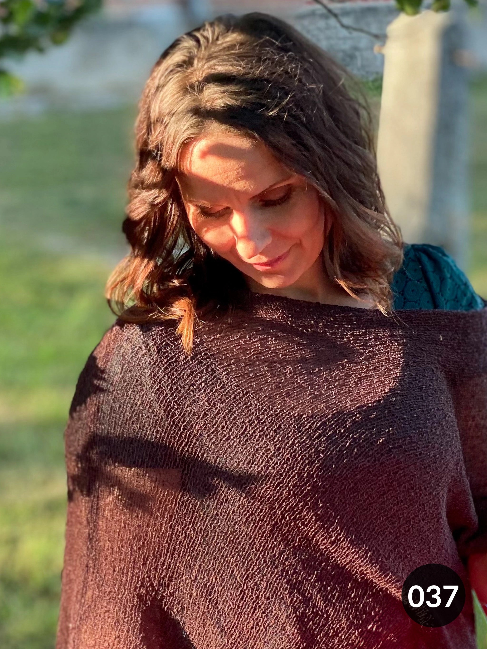 Ella Cape - Vår populära finstickade Cape i många färger | Ulla Jacobsson Kläder