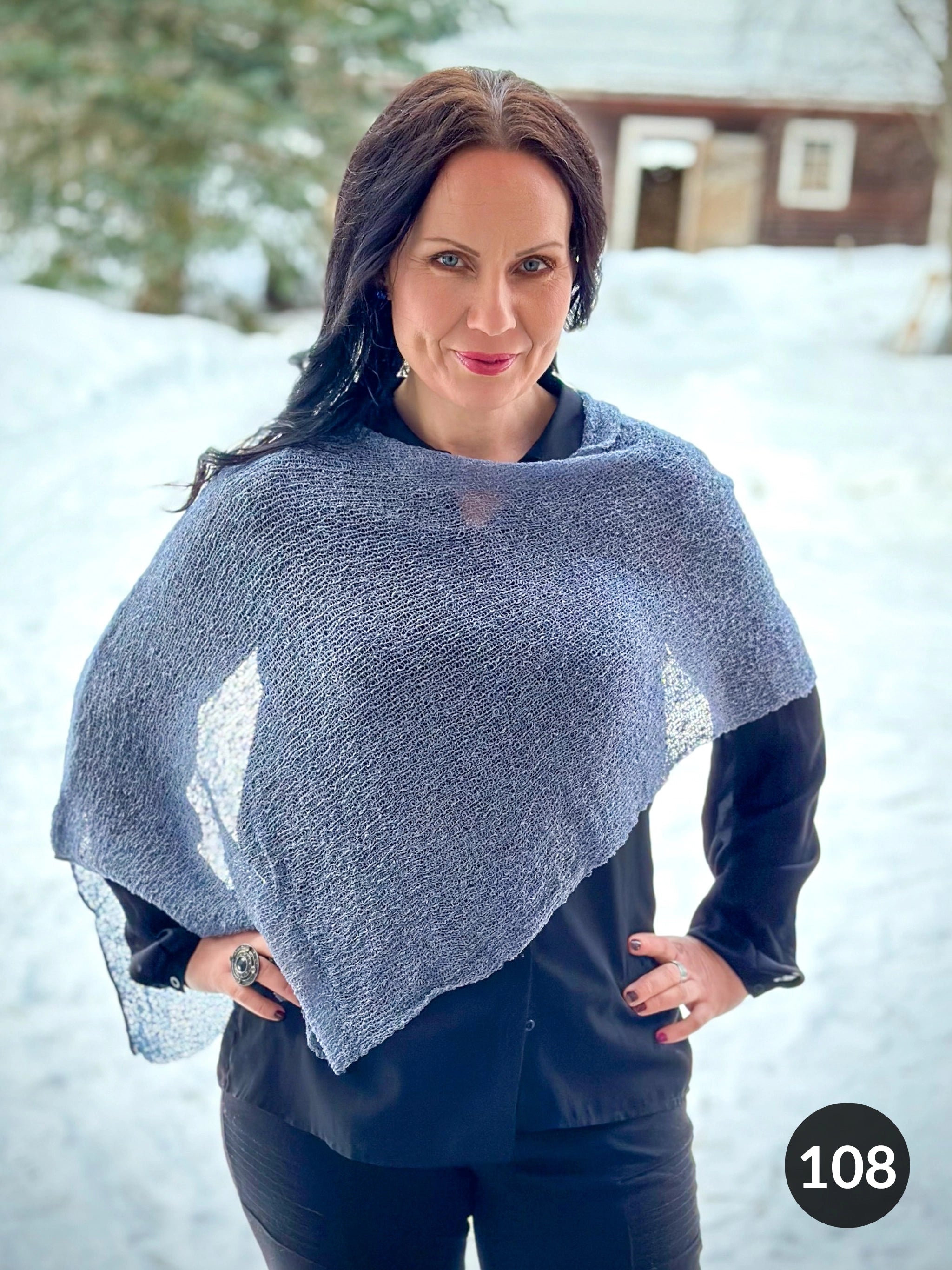 Ella Cape - Vår populära finstickade Cape i många färger | Ulla Jacobsson Kläder