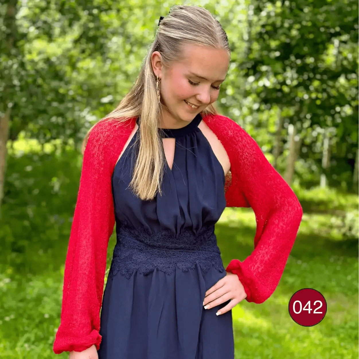 Liv Bolero - Din finstickade favorit för fest och vardag | Ulla Jacobsson Kläder